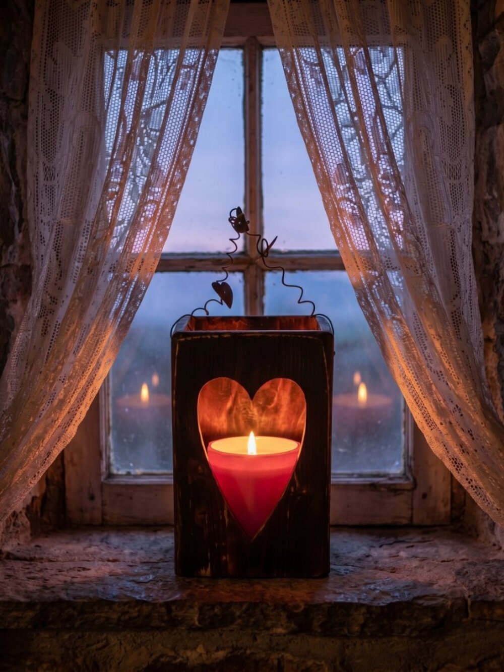 Rustic Wooden Lantern Candle Holder w/Heart Cutout Coil Handle w/3 Metal Hearts